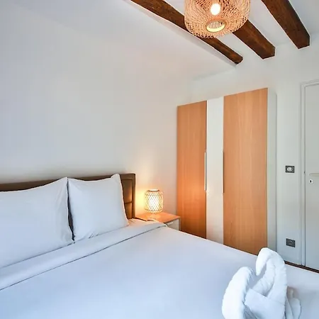 Apartment Duplex Typiquement Parisien#le Marais#paris04#2chambres